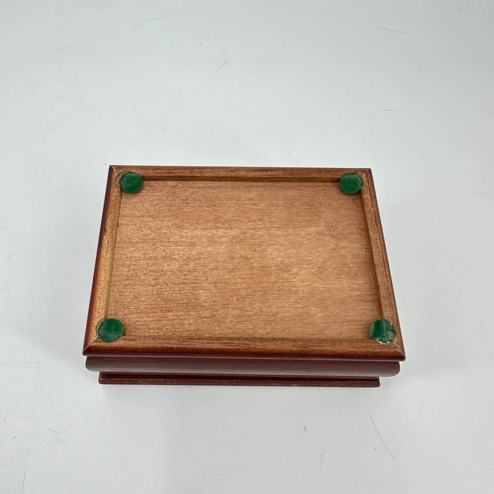Vintage Wood Heart Rose Jewelry Box Cherry Finish Green Velvet Lining‎ 5.5in